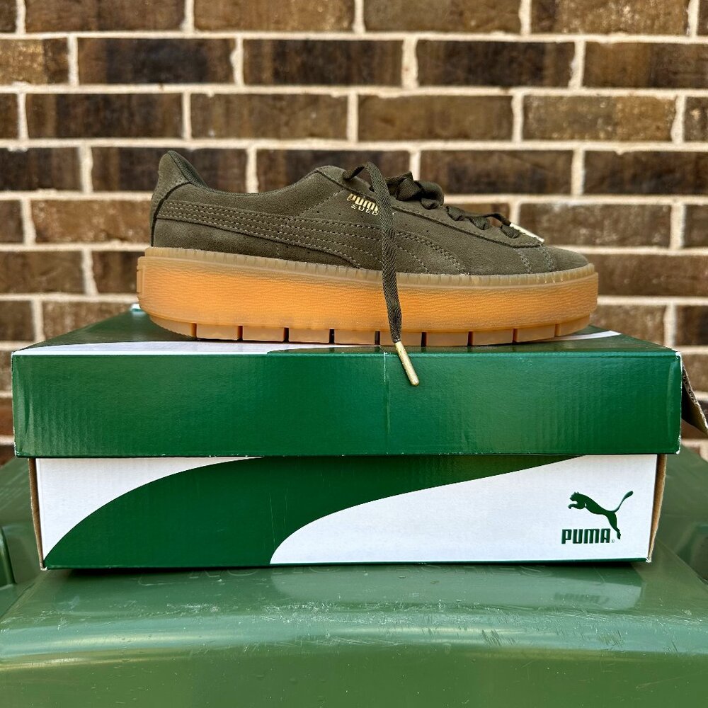 PUMA  - PLATFORM TRACE, WOMEN'S SIZE: 7.5 US, OLIVE NIGHT